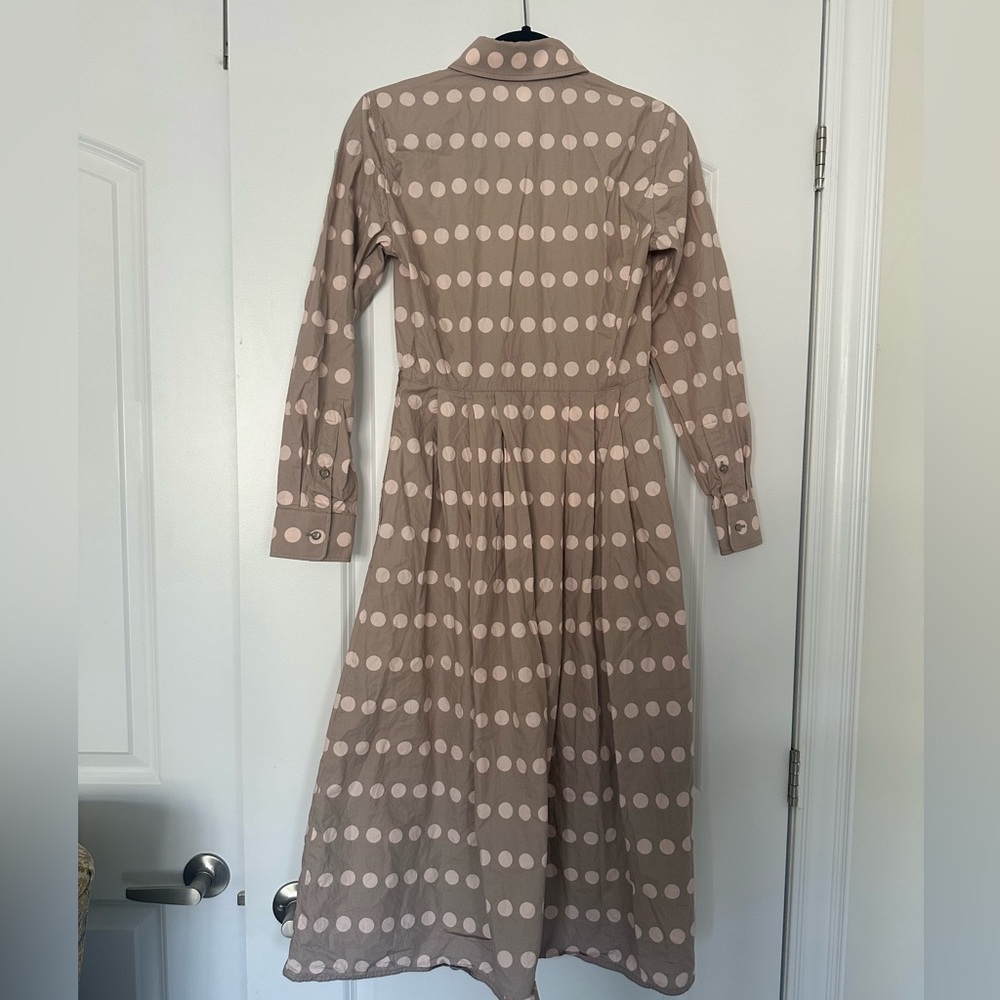 MaxMara Beige Polka Dot Long Sleeve Dress
Taupe Shirt Dress –  Midi, - Picture 2 of 8